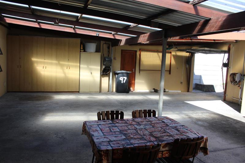 To Let 2 Bedroom Property for Rent in Avondale Western Cape